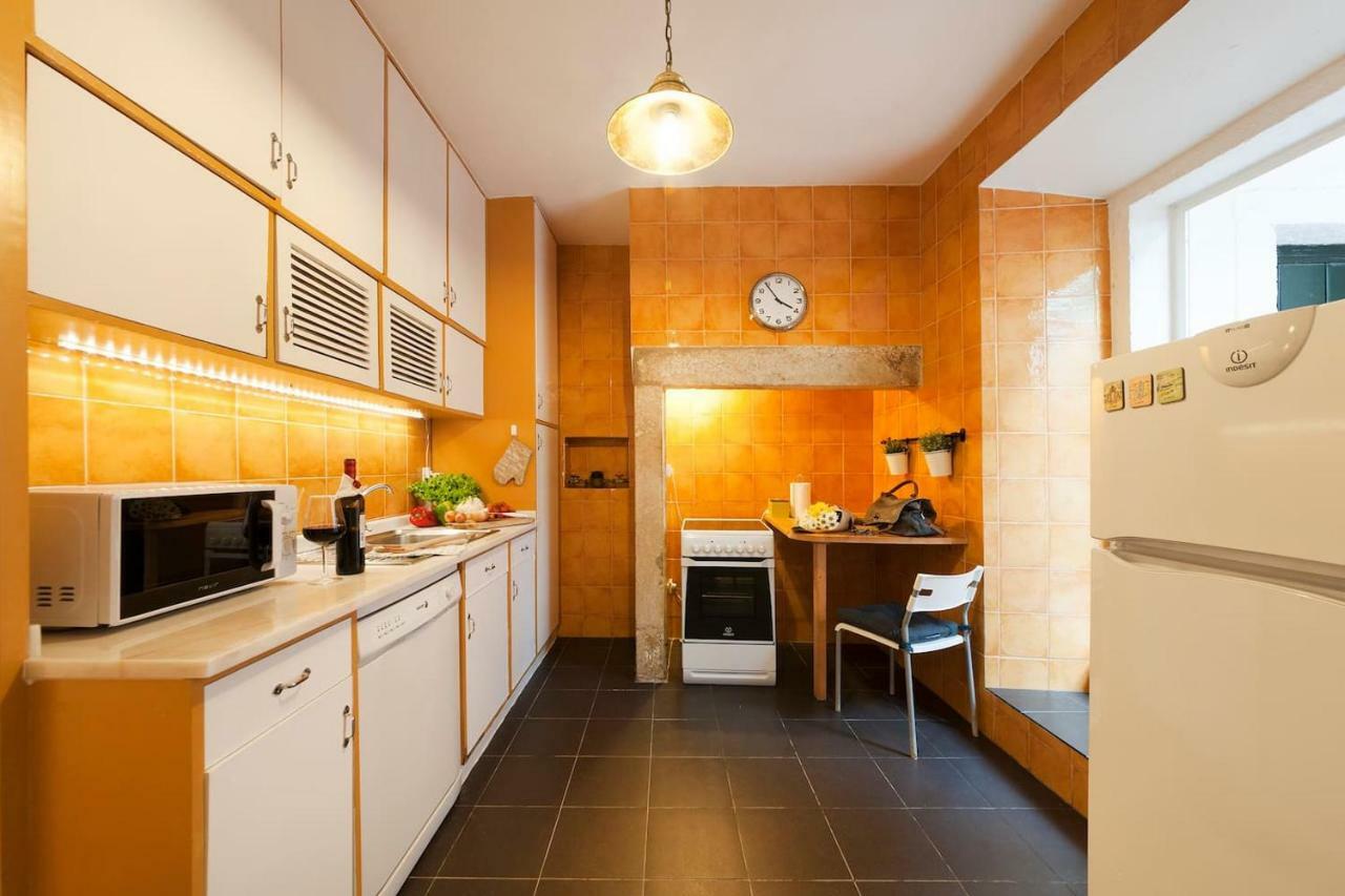 2 Bedroom Apartment With Patio Next To Avenida Da Liberdade Lisboa Exterior foto