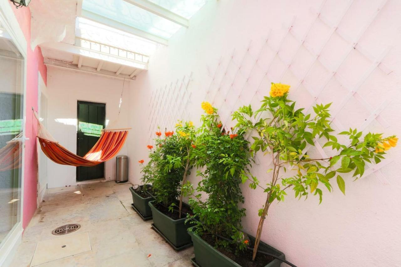 2 Bedroom Apartment With Patio Next To Avenida Da Liberdade Lisboa Exterior foto