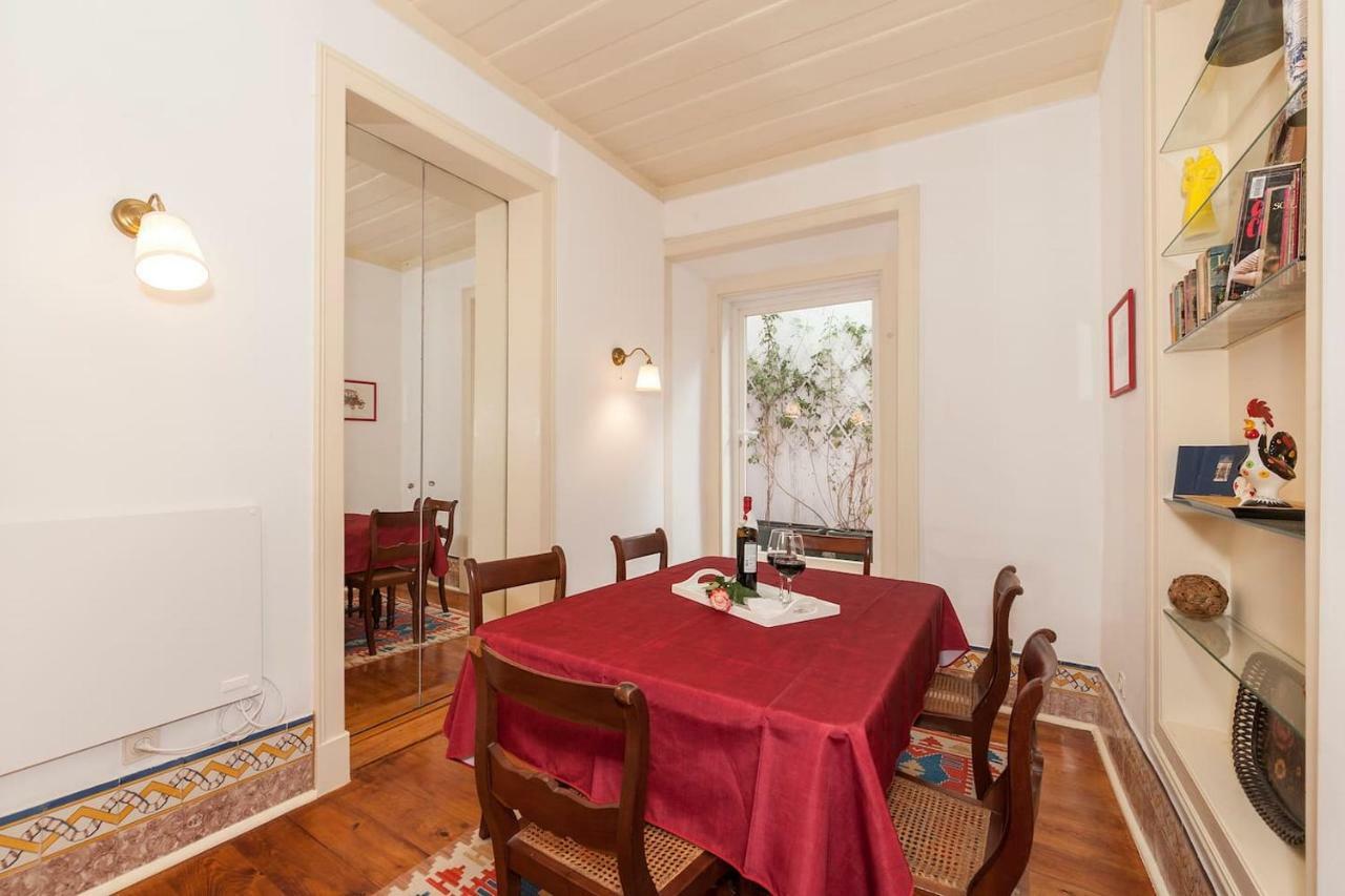 2 Bedroom Apartment With Patio Next To Avenida Da Liberdade Lisboa Exterior foto