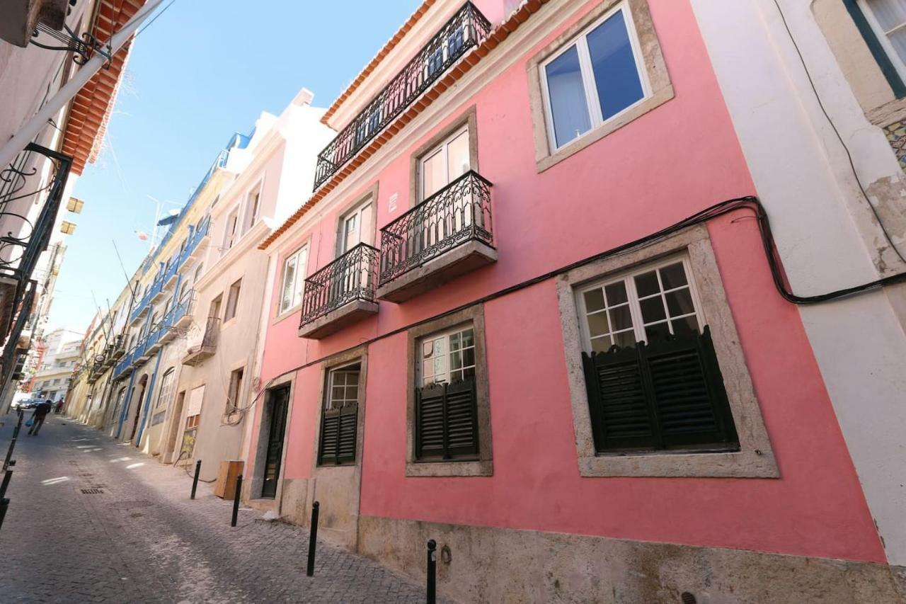 2 Bedroom Apartment With Patio Next To Avenida Da Liberdade Lisboa Exterior foto