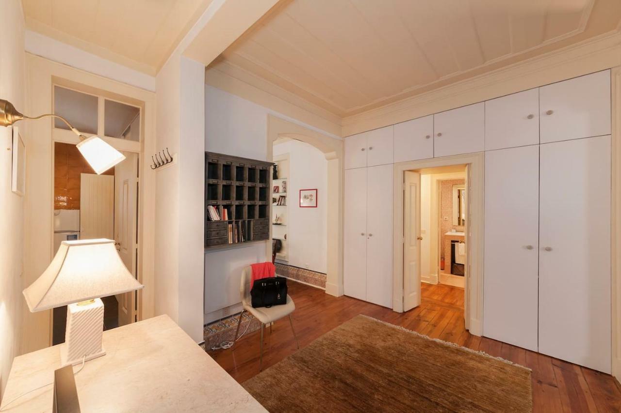 2 Bedroom Apartment With Patio Next To Avenida Da Liberdade Lisboa Exterior foto